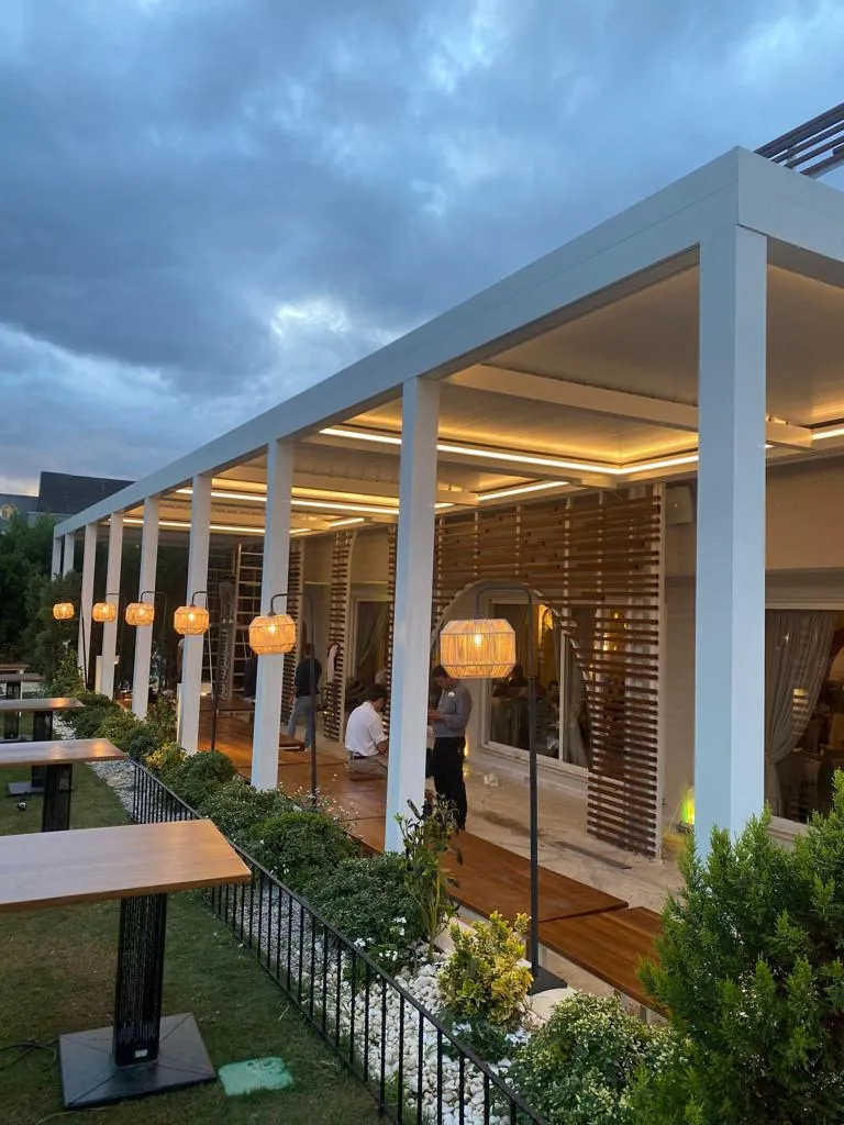 Frameless glazing project